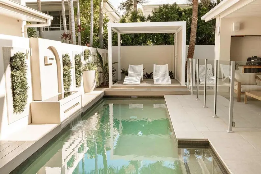 Whitehaven - 100m to Beach, Private Pool - Image 1