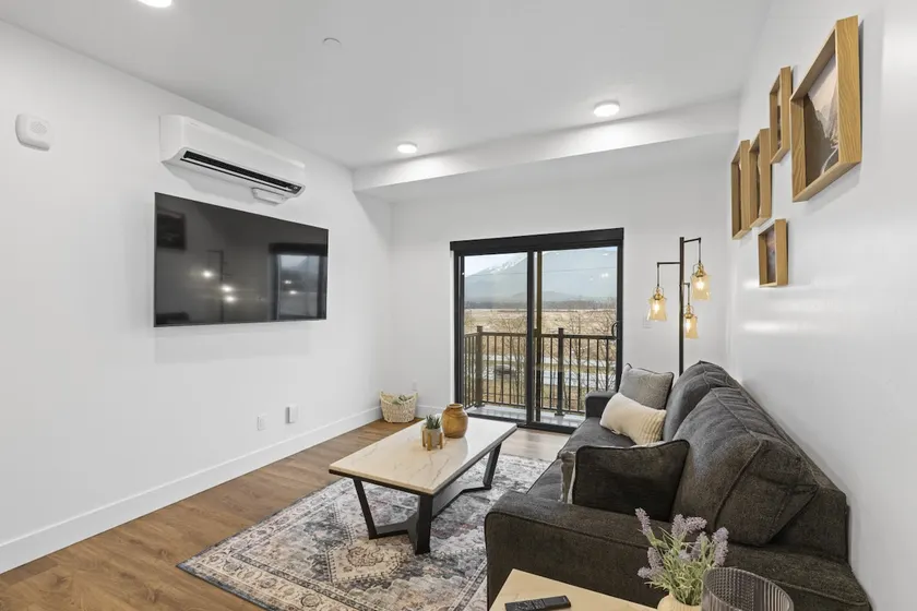 Cozy Retreat With Breath Taking Views A303 - Image 1
