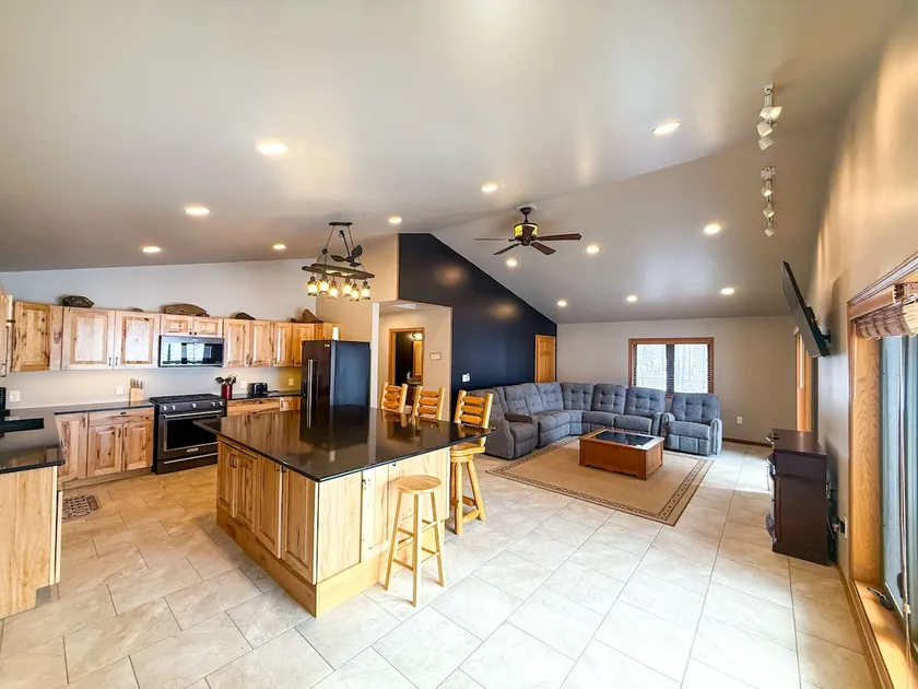C's Little Acre - Lake Gogebic ~ Newly Updated! - Image 1
