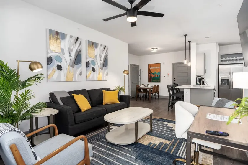 Grandview Getaway:Apartment with Amazing Amenities - Image 1