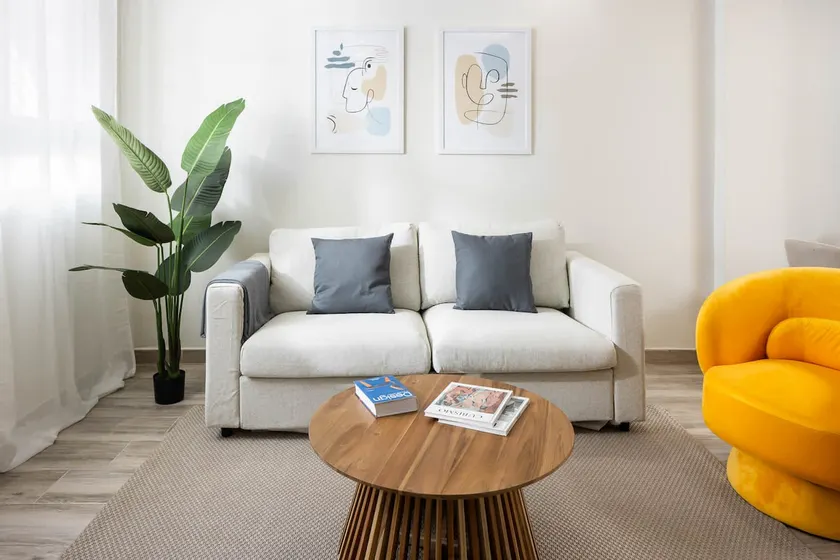 AltaHomes Malaga Your urban retreat -Luxurious - Image 1