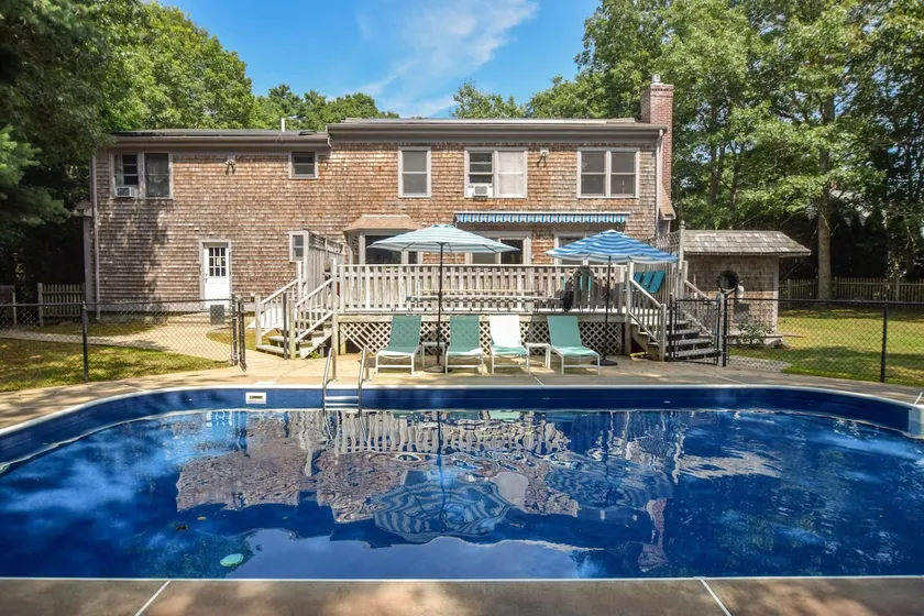 Private Saltwater Pool Game Room near Beaches - Image 1