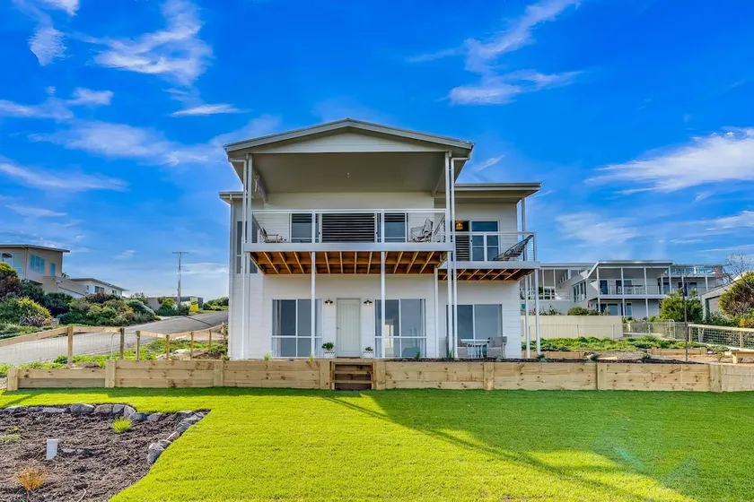 66 Neighbour Ave Goolwa - Linen Provided - Image 1