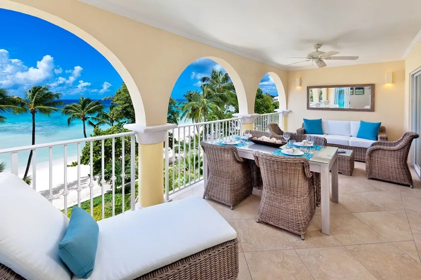 Modern Beachfront Condo with Pool - Sapphire 309 - Image 1