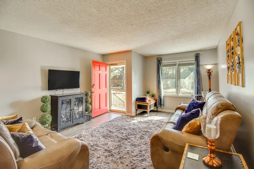 Easy Access to I-77 & I-20: Columbia Duplex! - Image 1