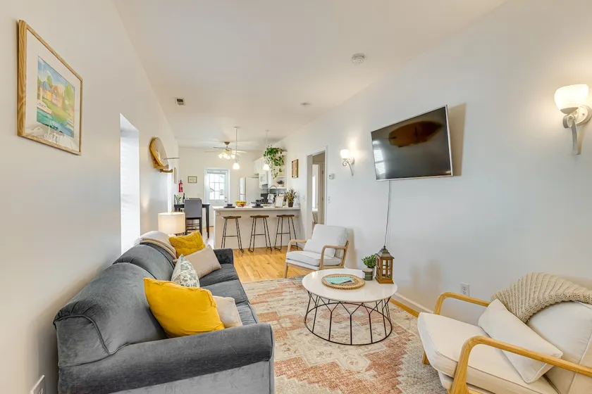 Walk to Beach: Keansburg Home w/ Patio & Fire Pit! - Image 1