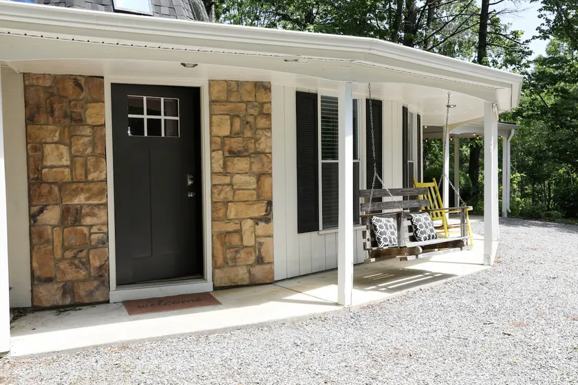 New! 8Days a Week Retreat by Buffalo Mtn Getaway - Image 1