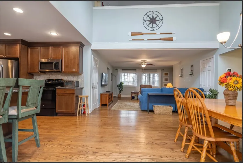 Lakefront | 3BR | Private Dock | Stunning Sunsets - Image 1