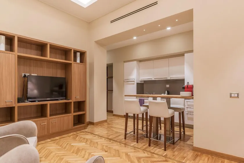900 Apartments Lazio, Emilia & La Corte - Image 1