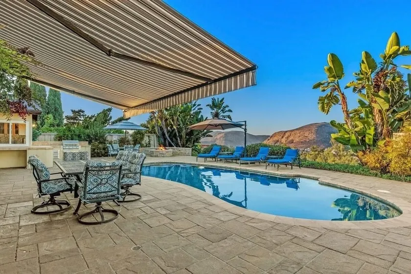 Pool & fire pit - Hemingway Heaven - Image 1