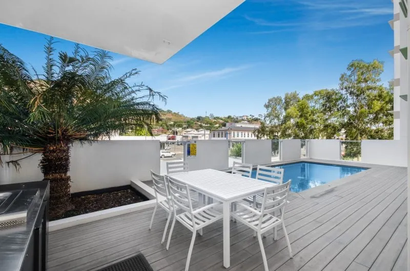 Central Kensington Apartments - Image 1