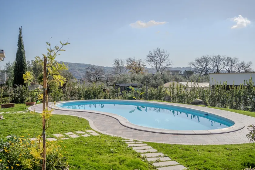 Farmhouse in the Green with Pool and View - Image 1