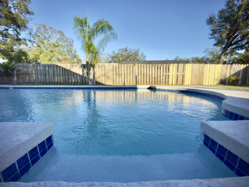 Heated Pool · Sleeps 12 · Near Busch Gardens - Image 1