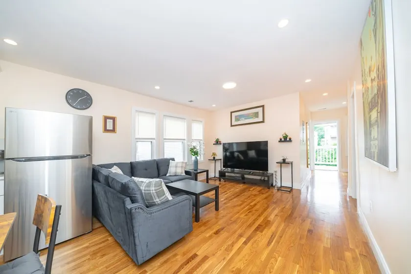 Modern 3BR Boston w/Parking| Fenway & Airport 30/3 - Image 1