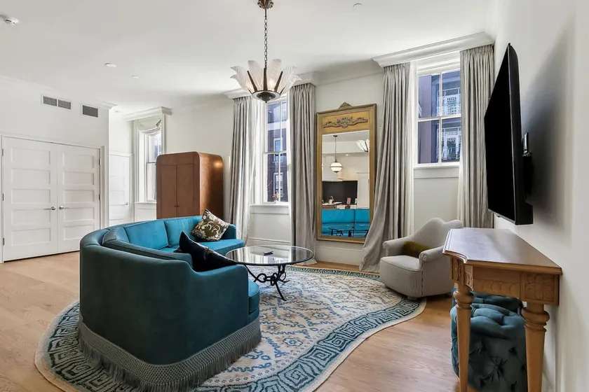 The Tchoupitoulas Suite: Luxe Comfort near FQ - Image 1