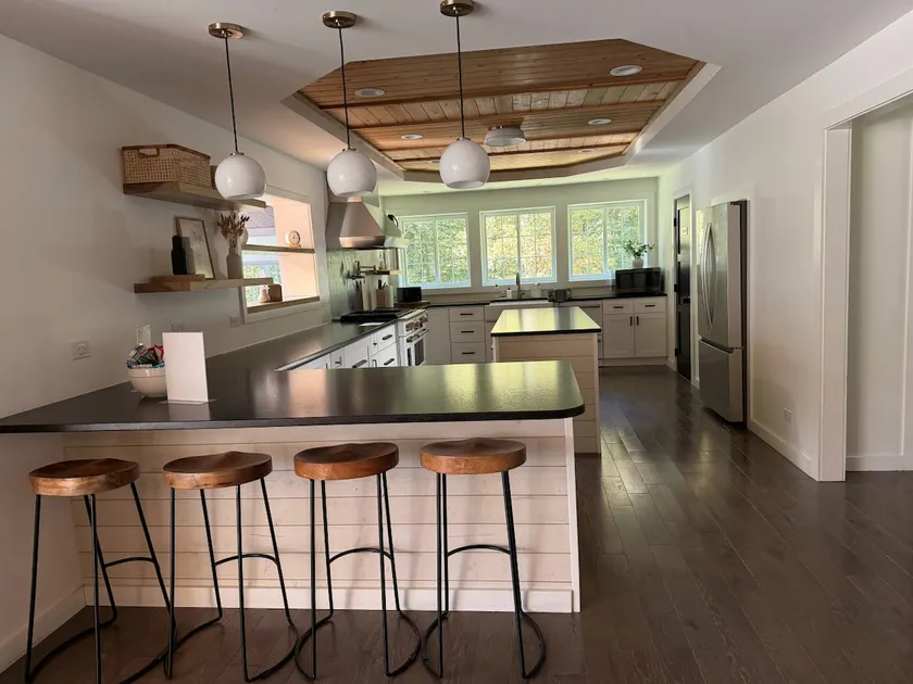 Woodland Retreat at Fair Hill-Relax and Recharge - Image 1