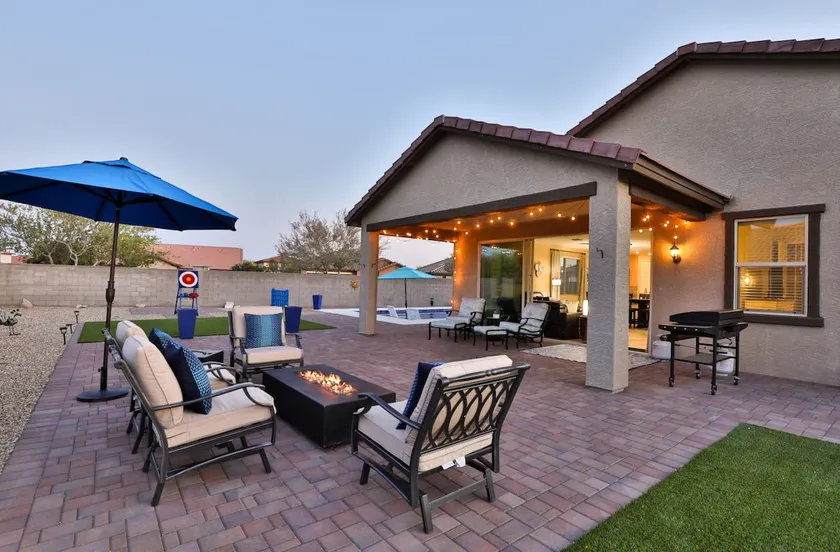 4 Bedroom 2 Bath Brand New Pool! - Image 1
