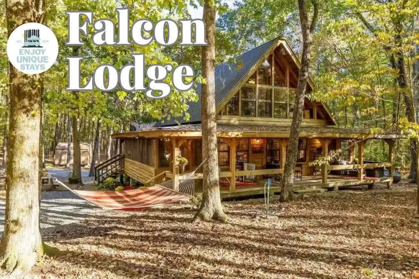 Falcon Lodge - Hot Tub, fire pit & games! Family - Image 1