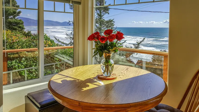 Little Luxe Retreat - Image 1