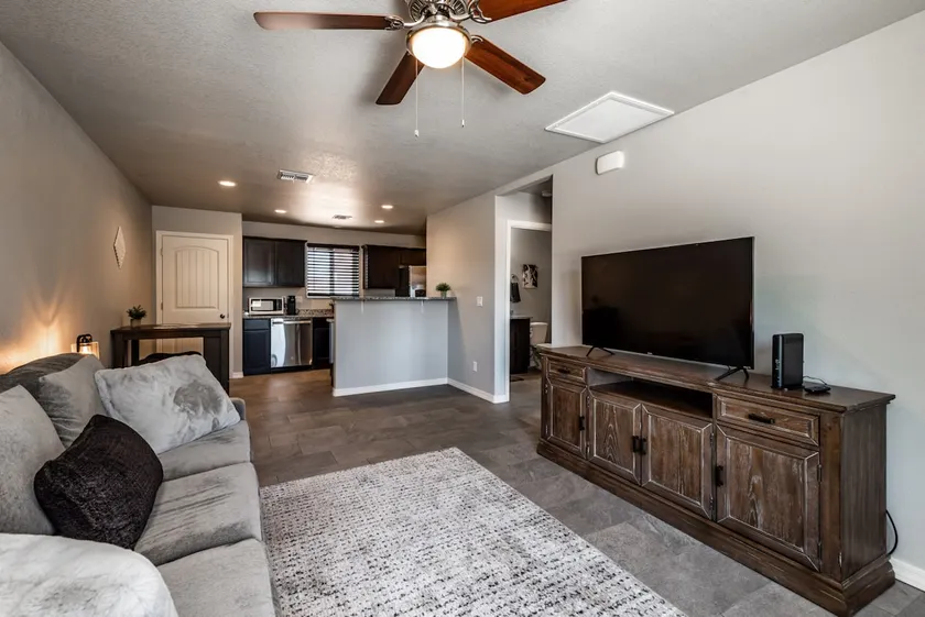 New Duplex – Stylish Stay with Private Yard! - Image 1