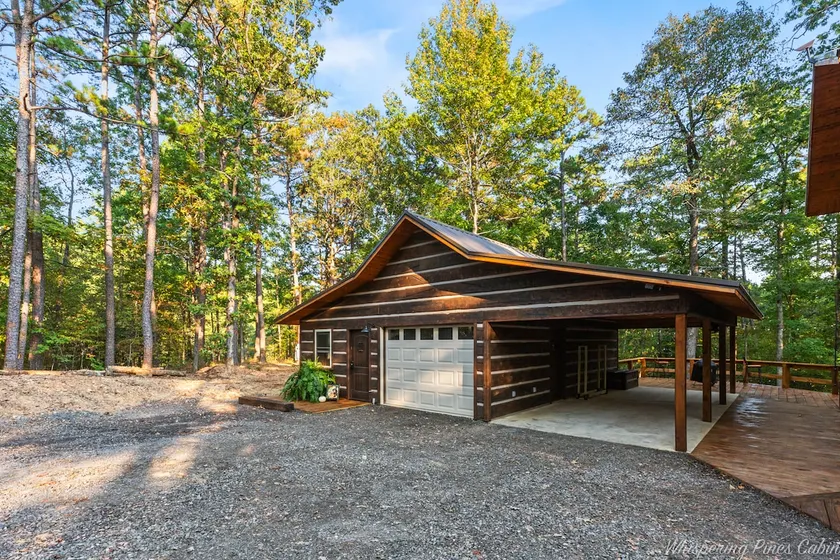 Whispering Pines Guest Cabin near Wolf Pen Trails! - Image 1