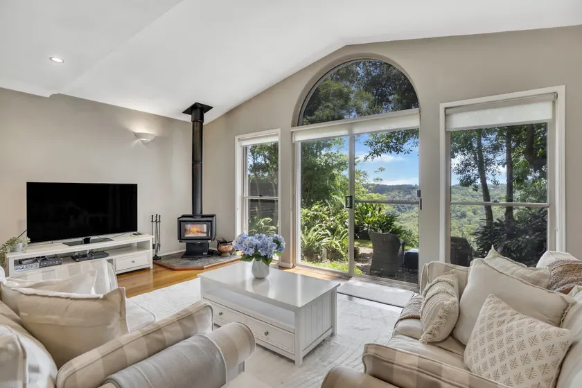 The Avenue at Montville Cottage - Image 1