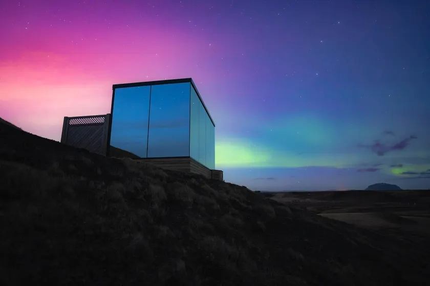 Glacial Glass Cabin - Image 1