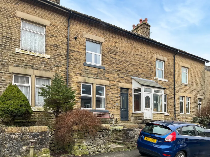 Hollybush Cottage - Image 1