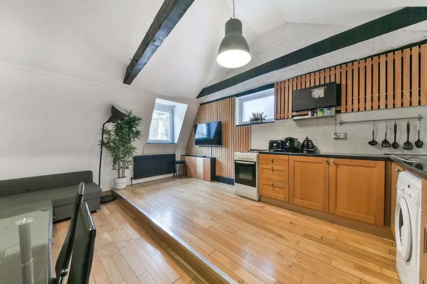 Superior-Apartment-Private bathroom - Image 1
