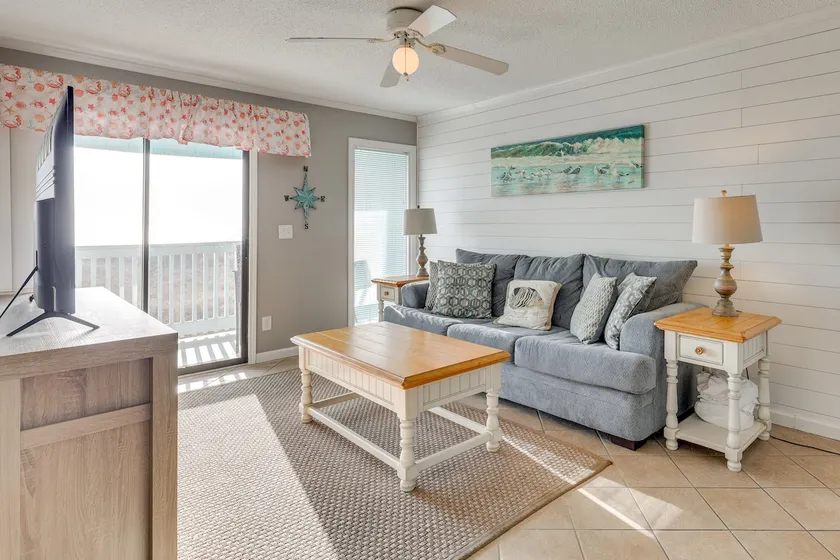Ocean-View Balcony: Carolina Beach Condo! - Image 1