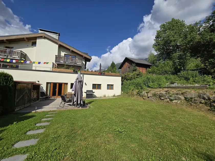 Pierre Belle - 80m2 - Grande Terrasse et Jardin - Image 1