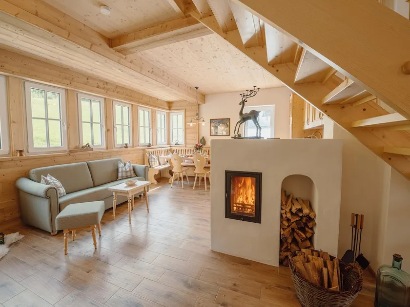 Chalet near Lake Grundlsee & Ski Lift - Image 1