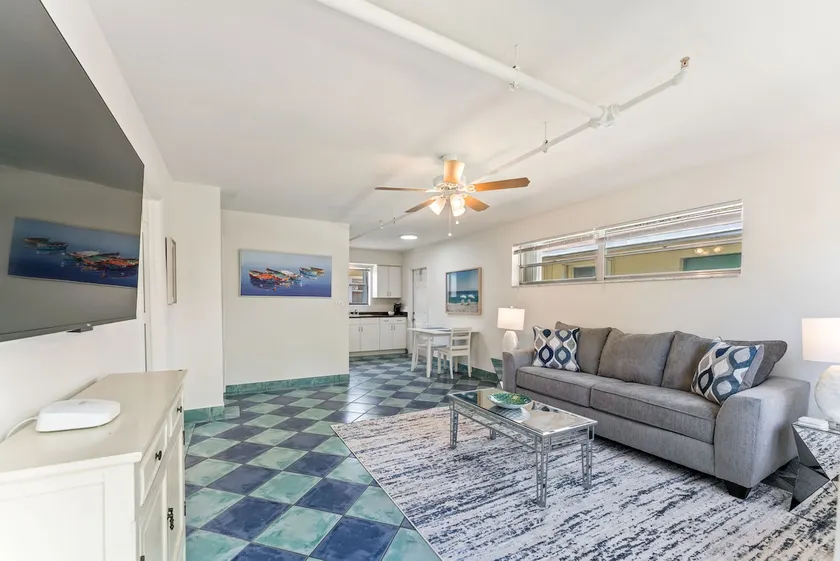 Charming 1BR in Downtown Fort Lauderdale 400-9 - Image 1