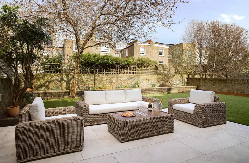 Luxury 5-Bedroom town house in Brook Green Central London - Image 1