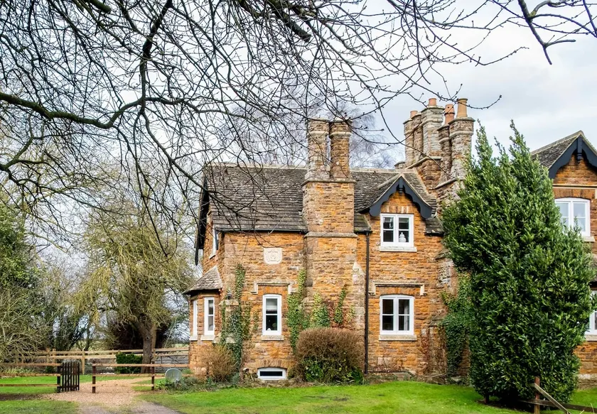 Park Cottage - Image 1