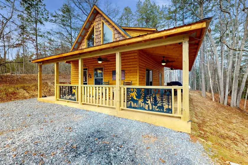 Private 1BR Murphy Cabin, Mountain Views, Wifi - Image 1