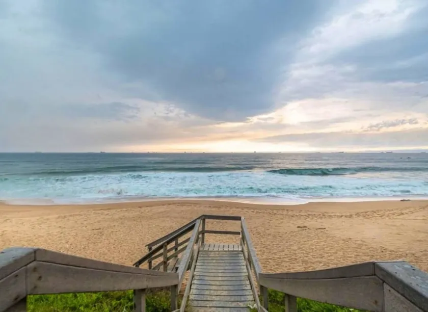 Modern Eclectic 3 BR | Ocean View | Beachfront - Image 1