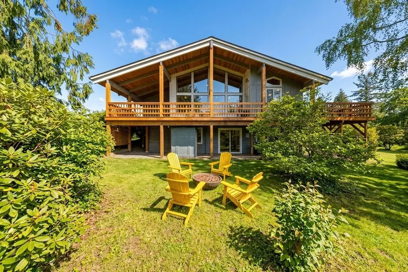 Cozy Home•Hot Tub•Sauna•EV Charger•Bay & Dining 5m - Image 1