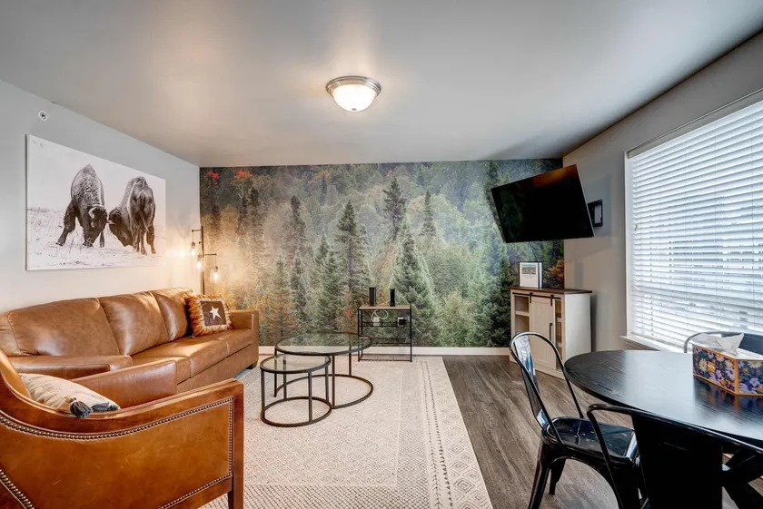 Yellowstone Escape | 10 min to downtown | Near MSU - Image 1