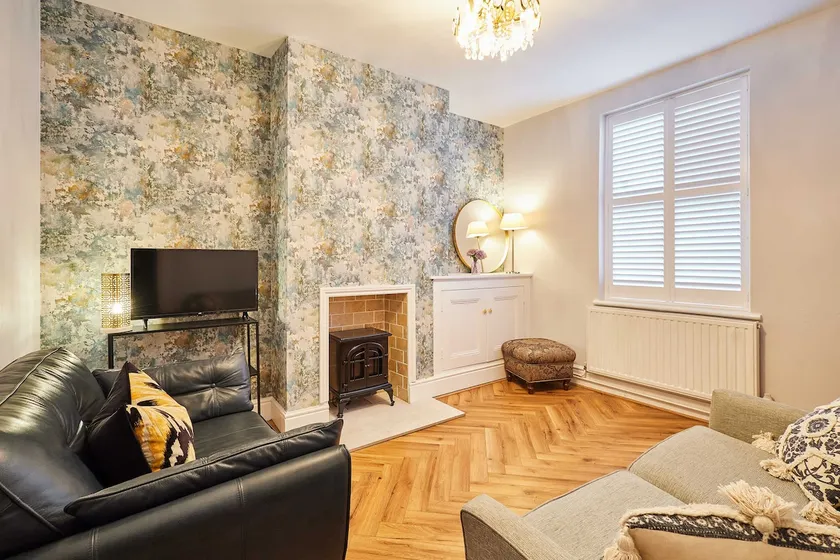 Host & Stay - Railway Cottages - Image 1