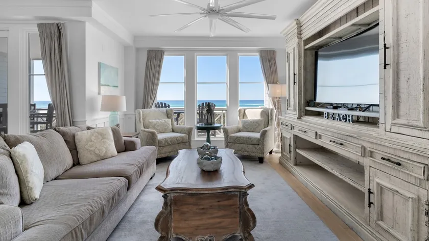 Watersound Beach Retreat Pool & Gulf Views + Free Attraction Tickets! - Image 1