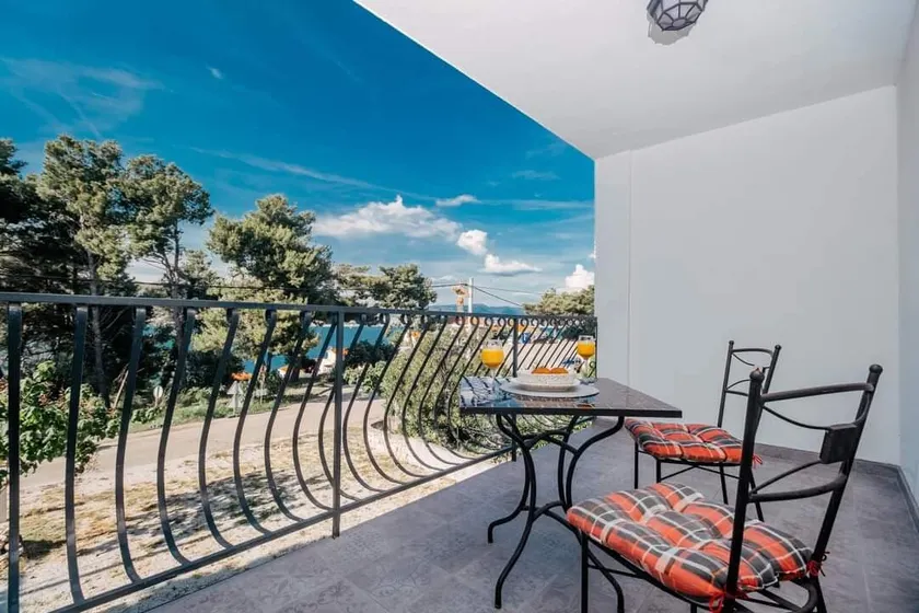 Apartment Sandra A3 Okrug Donji, Island Ciovo - Image 1