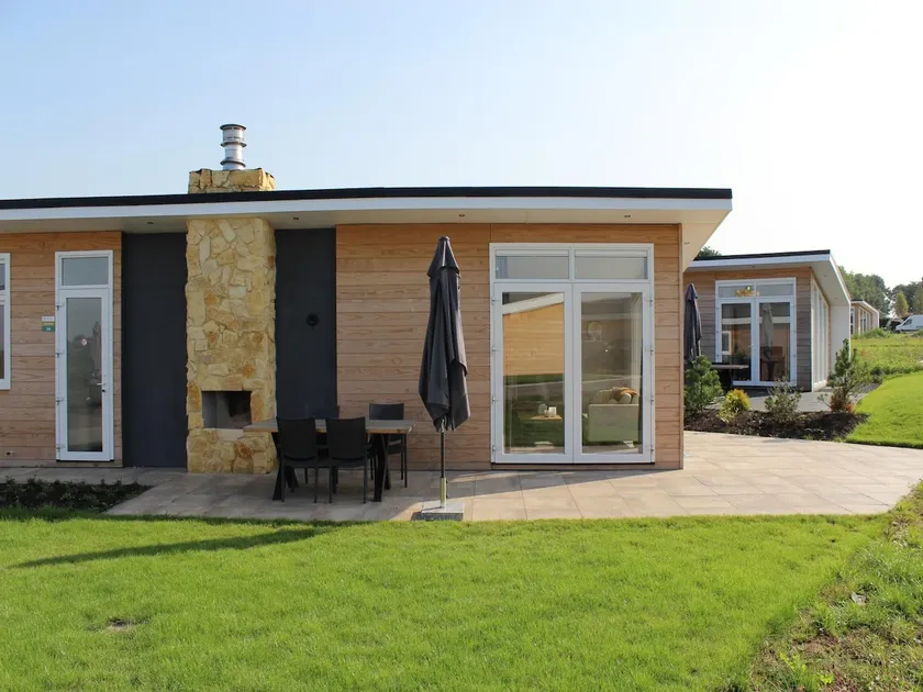 Chalet in Bemelen near Bemelerberg Reserve - Image 1