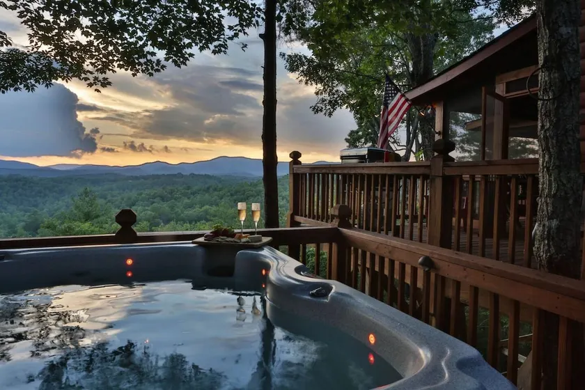 Cabin in Ellijay - Image 1