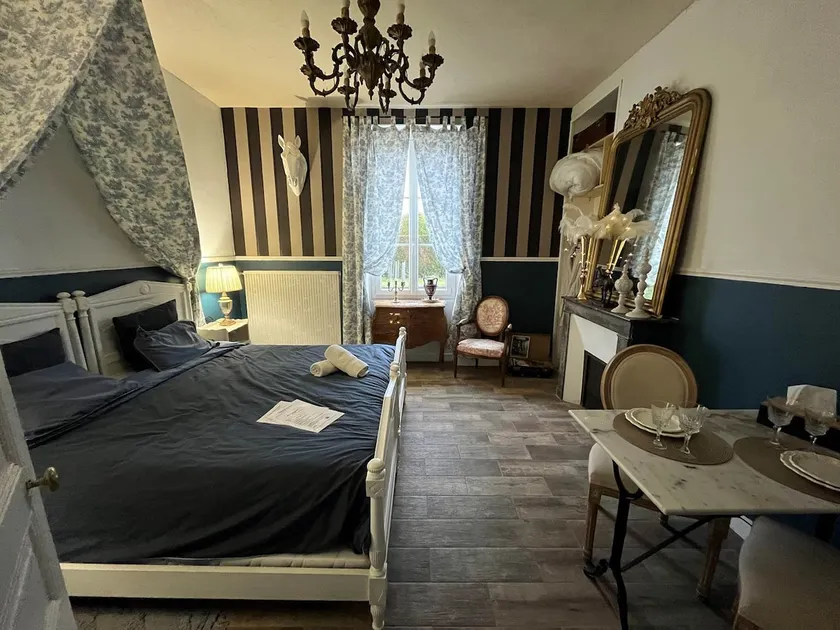 La Faïencerie – Charming guesthouse in Lorris - Image 1