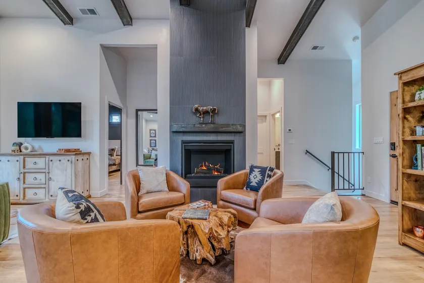 Midtown Ruidoso Riverfront Cabin | 3 King Suites - Image 1