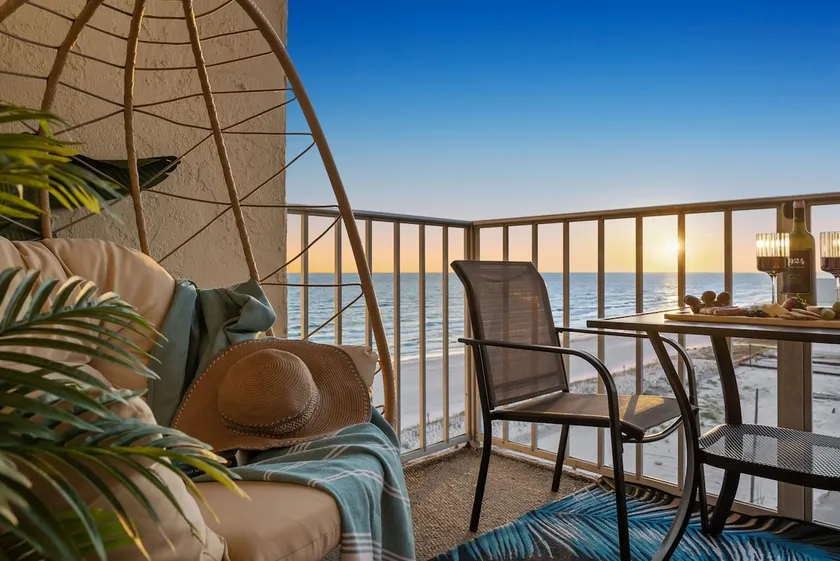 Beachfront/Heated Pool/2 King Beds - Image 1