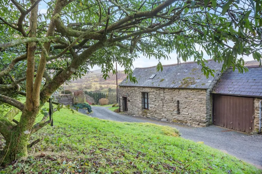 1 Bed in Llandderfel oc-t30475 - Image 1
