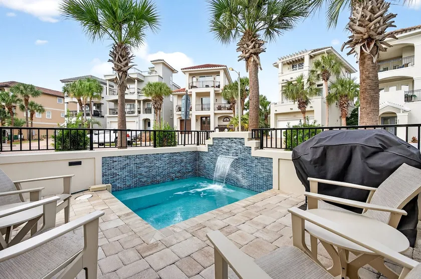 Storybook - Near Beach with Private Pool - Image 1