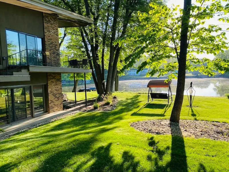 Wright on the Water | Riverfront | One-of-a-kind - Image 1